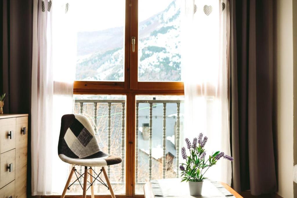 Mirador De Sallent - Piso Con Vistas Sallent De Gallego Ngoại thất bức ảnh